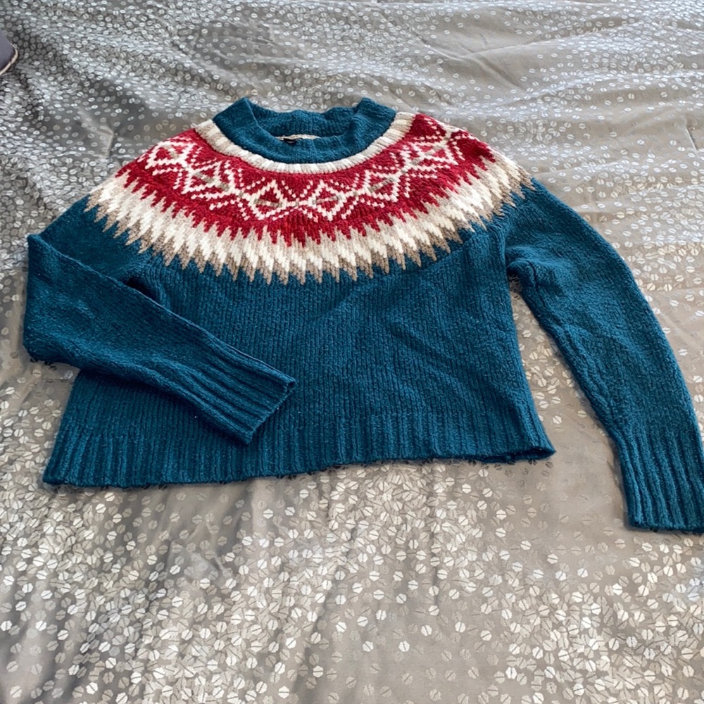 American Eagle woman’s sweater! Size small
